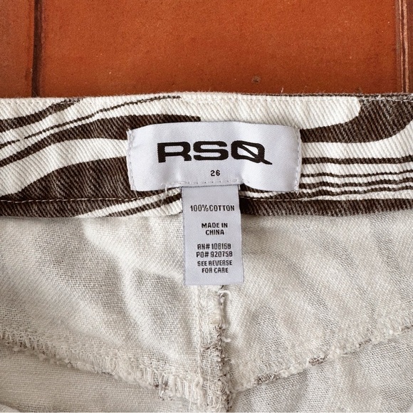 Sz 26 Tilly’s RSQ Swirl Straight Leg High Waisted Cotton Pants In Brown / White - Picture 3 of 5